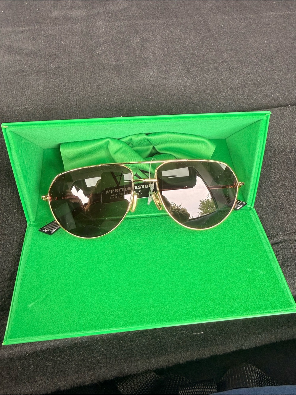 BOTTEGA VENETA BV1302S with signature green case